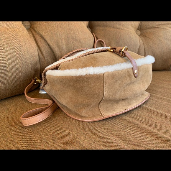 Authentic UGG Shoulder Bag - NWT - RARE - Picture 9 of 16